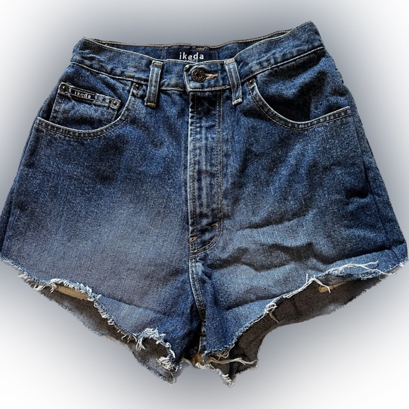 ⭐️ - Vintage Women’s Ikeda Jean shorts Size 29 ⭐️ - Picture 1 of 6